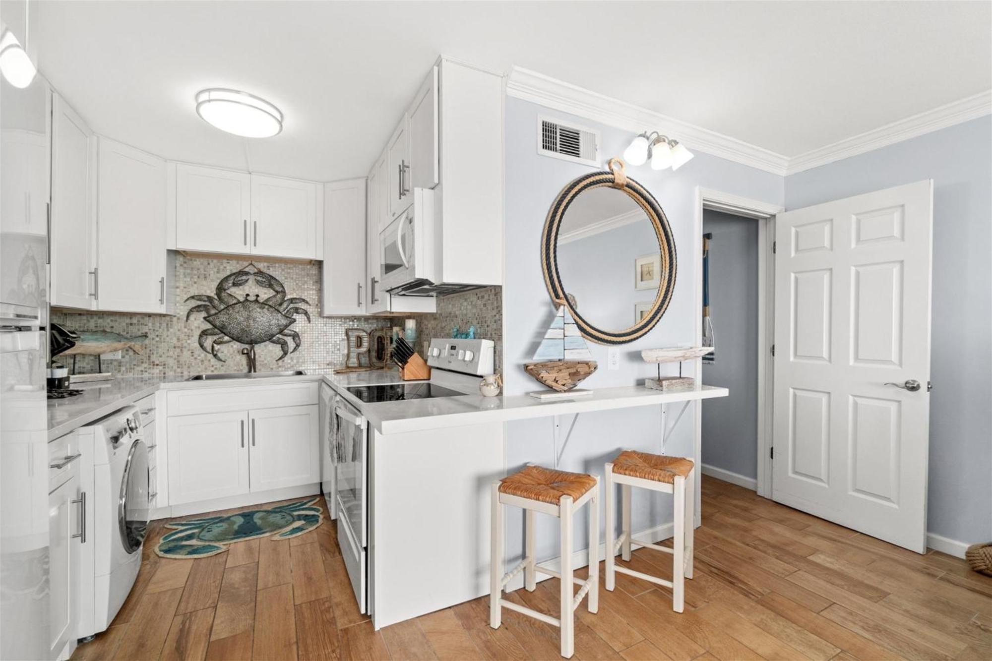 The Summit 502 Apartment *